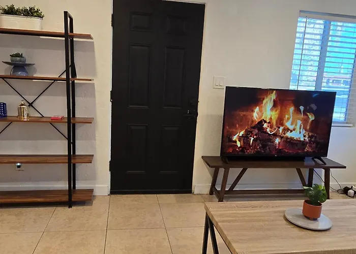 Apartment Zzz Msg For 5 Percent Off Zzz 3bed 1bath Kingkingqueenbeds House Midtownphx *